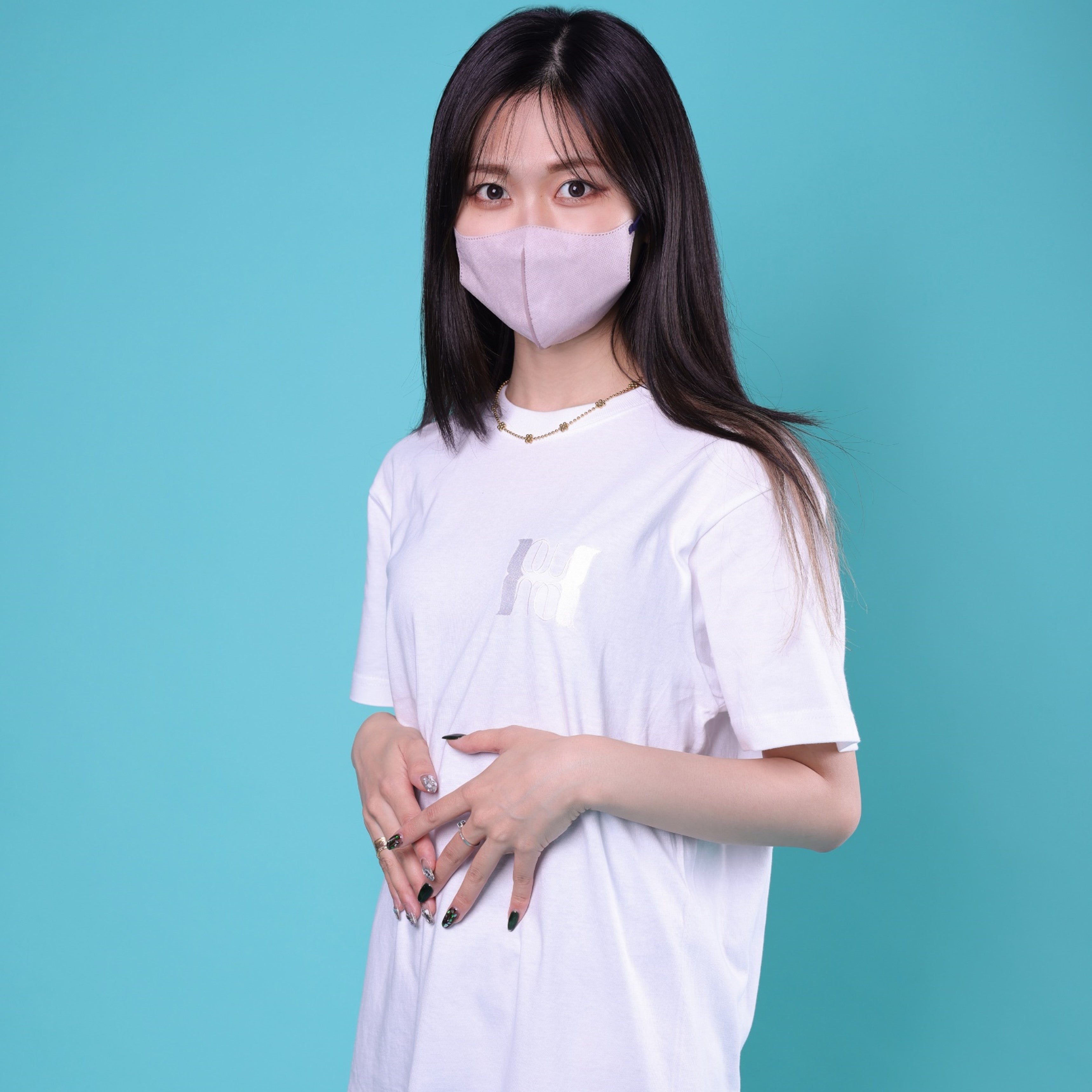 Chest logo embroidery T-shirt