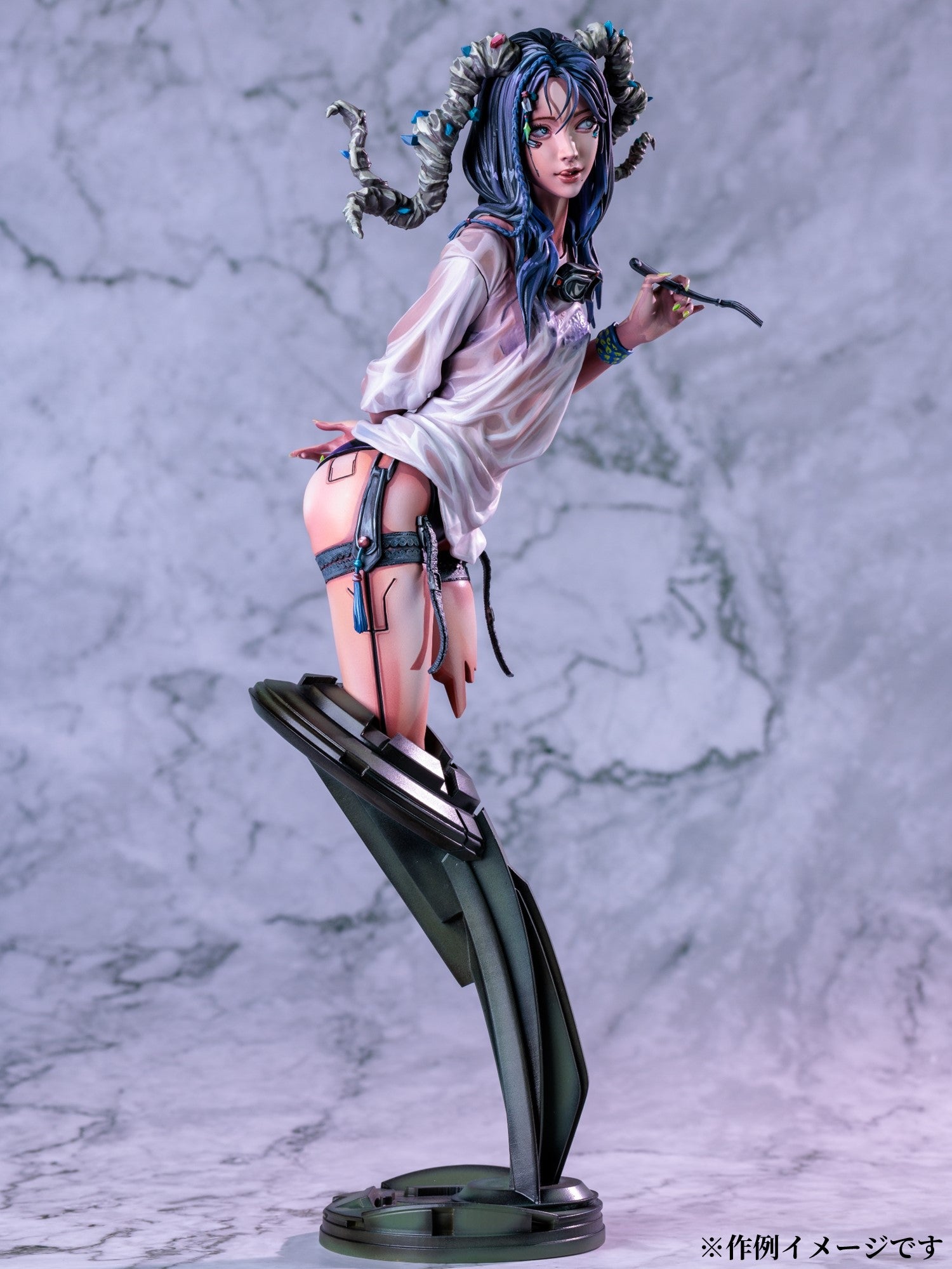 YAGIRI - TSUNOID 1/4 scale garage kit