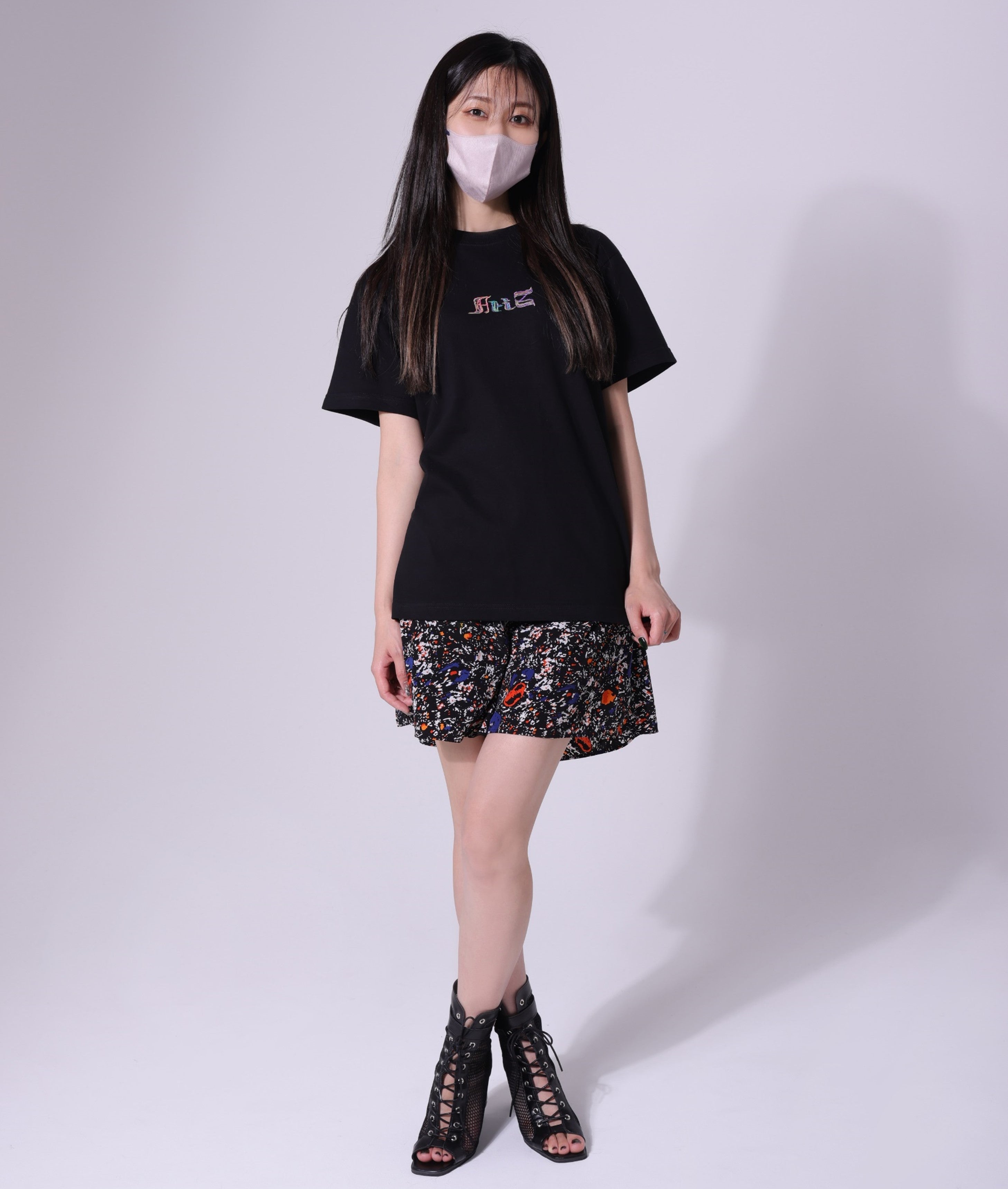colorful logo embroidery T-shirt