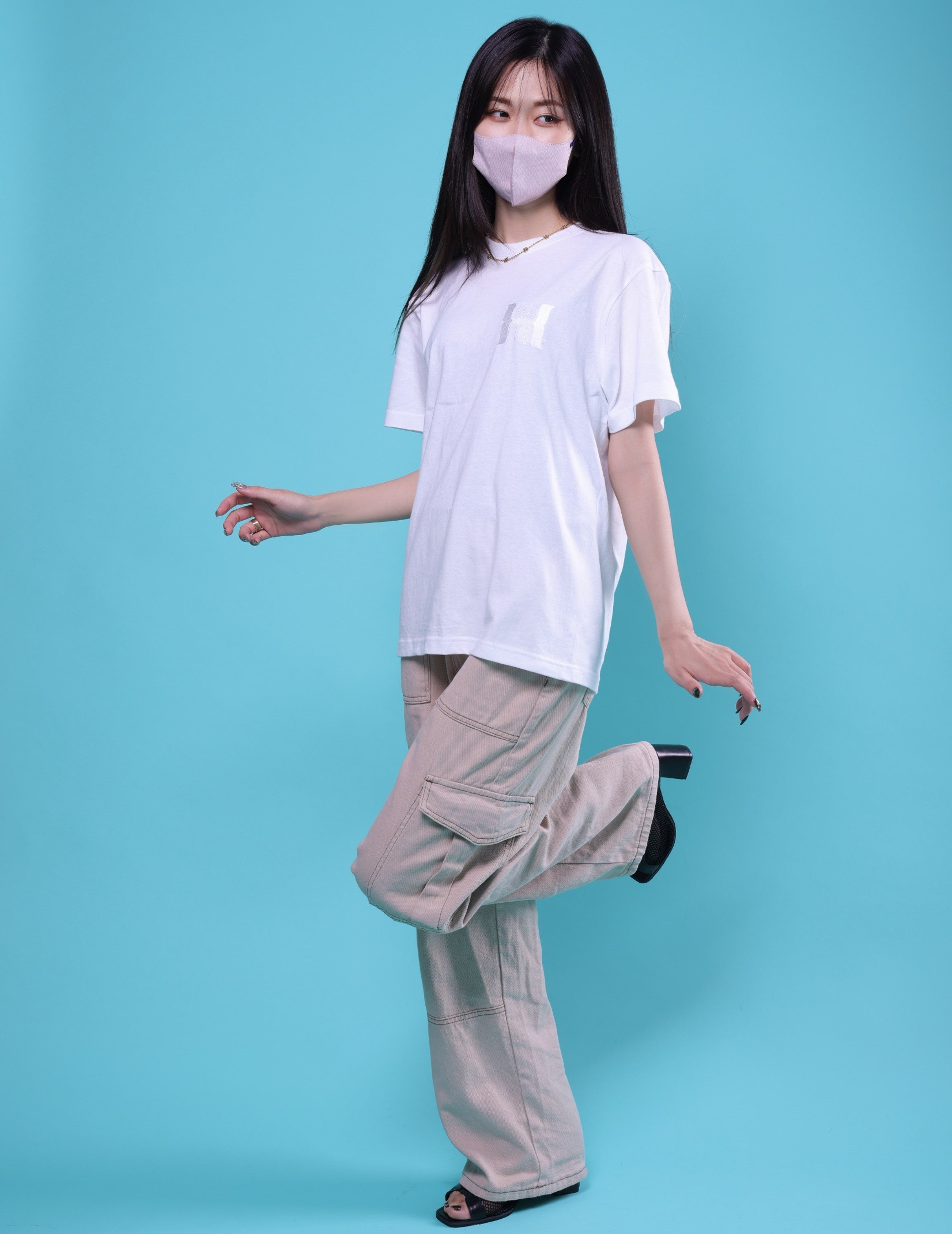 Chest logo embroidery T-shirt
