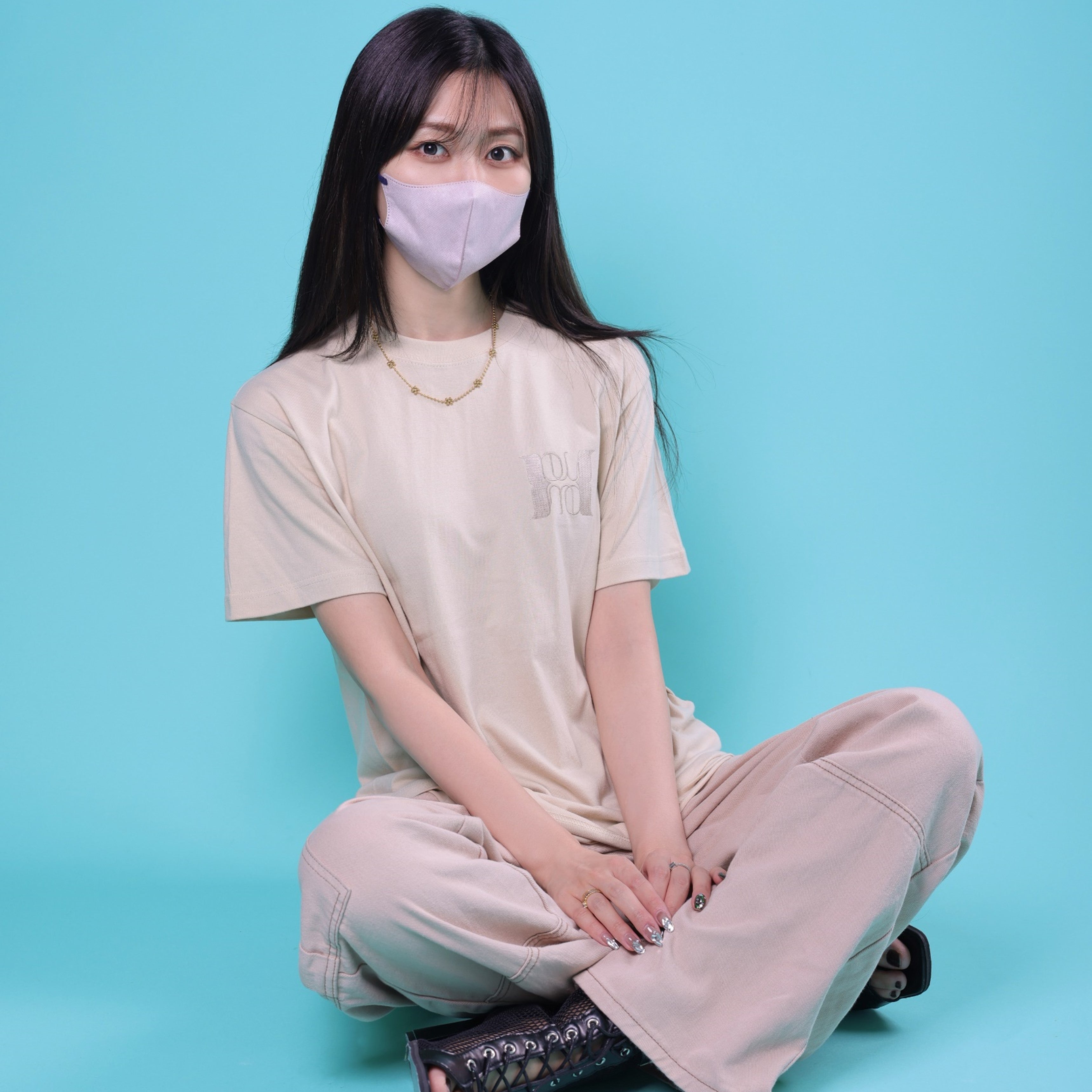 Chest logo embroidery T-shirt