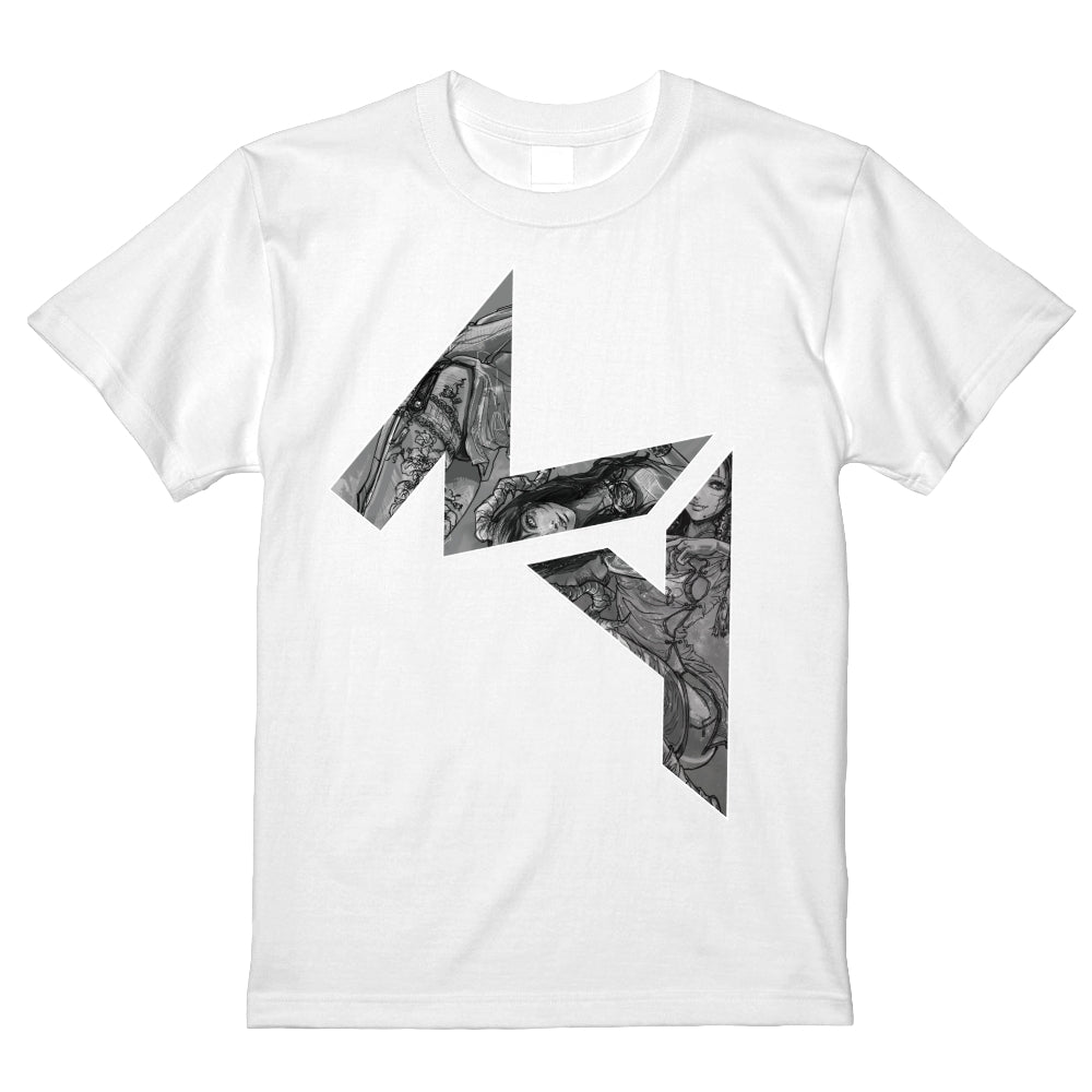 big logo t-shirt