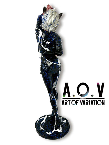 ルシカ、フラワーフラワー /  No.15 ”MonoVerse: Blue Noir cream（ブルー・ノワール・クリーム） 